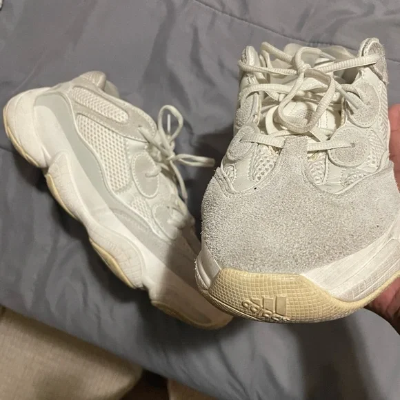 Men size 10.5 - Picture 2 of 3